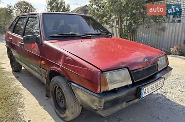 Хэтчбек ВАЗ 2109 1993 в Изюме