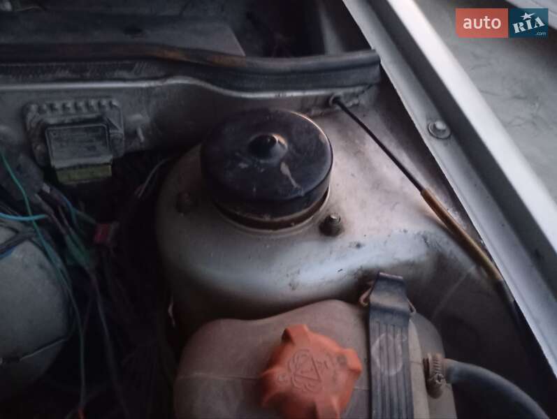 Хэтчбек ВАЗ / Lada 2109 1998 в Каменец-Подольском