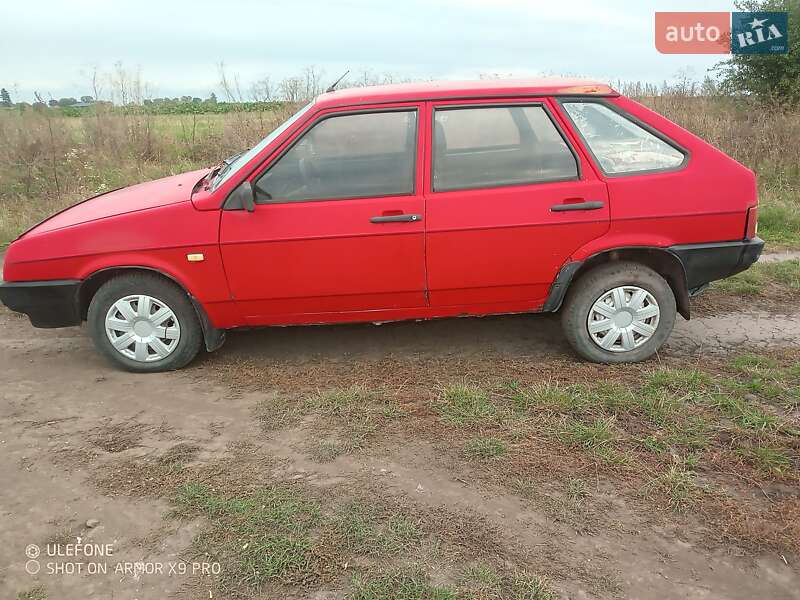 Хетчбек ВАЗ / Lada 2109 1993 в Скалаті