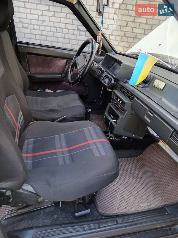 Хэтчбек ВАЗ / Lada 2109 1992 в Александрие