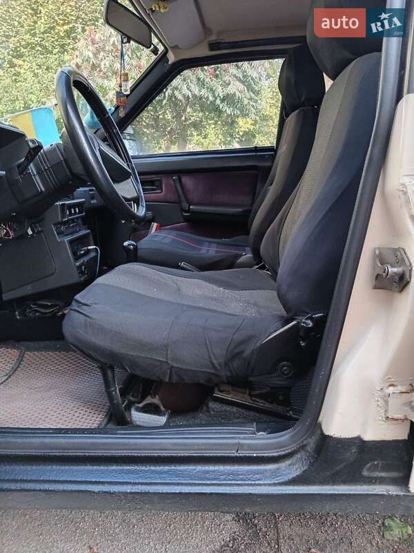 Хэтчбек ВАЗ / Lada 2109 1992 в Александрие