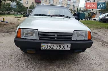 Хэтчбек ВАЗ 2109 2001 в 
