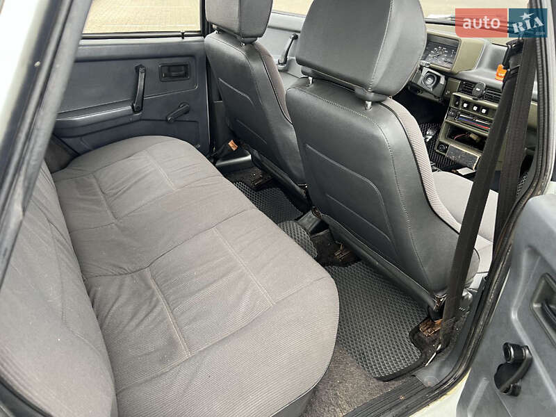 Хэтчбек ВАЗ / Lada 2109 1990 в Одессе фото 17 Хэтчбек ВАЗ / Lada 2109 1990 в Одессе