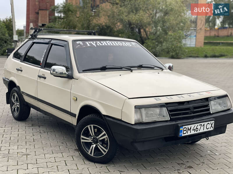 Хэтчбек ВАЗ 2109 1992 в 