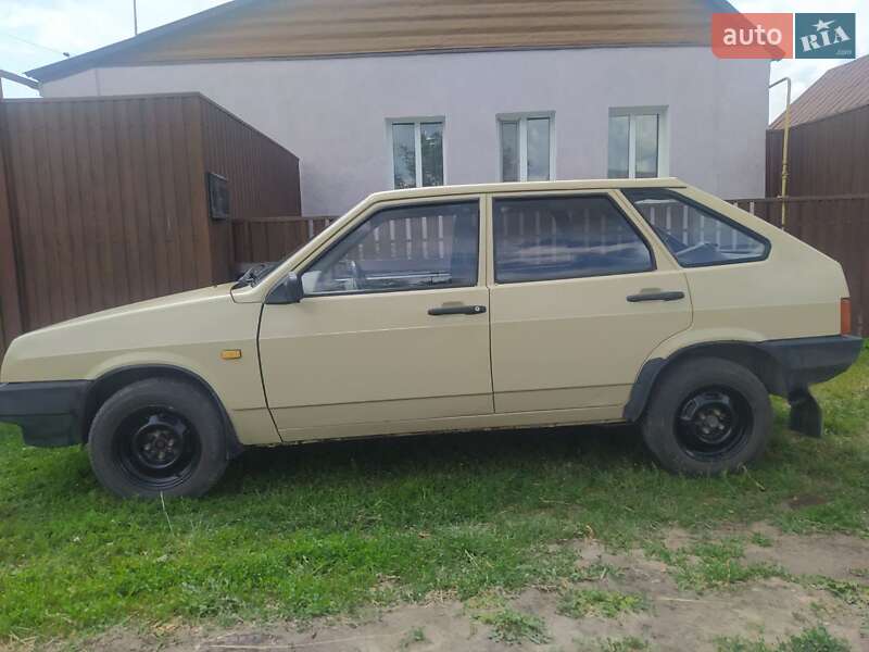 Хэтчбек ВАЗ / Lada 2109 1995 в Сумах