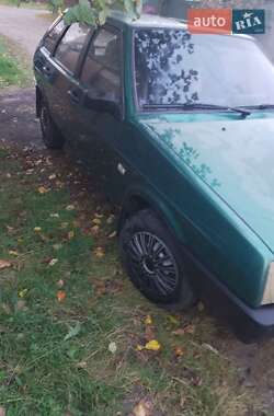 Хэтчбек ВАЗ 2109 2003 в 