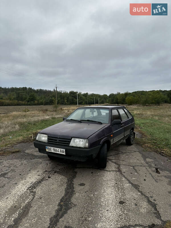 Хетчбек ВАЗ / Lada 2109 1998 в Миколаєві