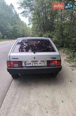 Хэтчбек ВАЗ 2109 1998 в 