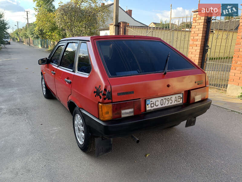Хэтчбек ВАЗ / Lada 2109 1991 в Львове
