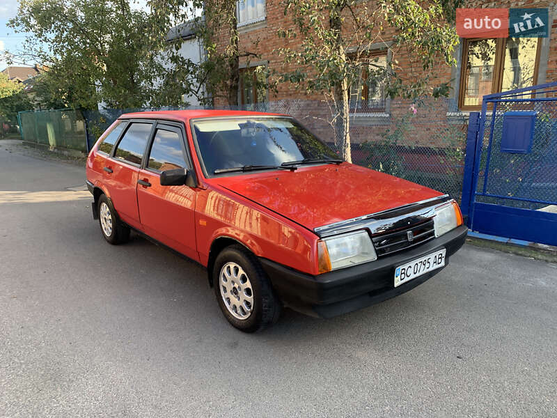 Хэтчбек ВАЗ / Lada 2109 1991 в Львове