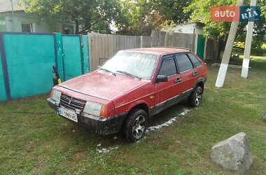 Хэтчбек ВАЗ 2109 1992 в  фото 2 Хэтчбек ВАЗ 2109 1992 в