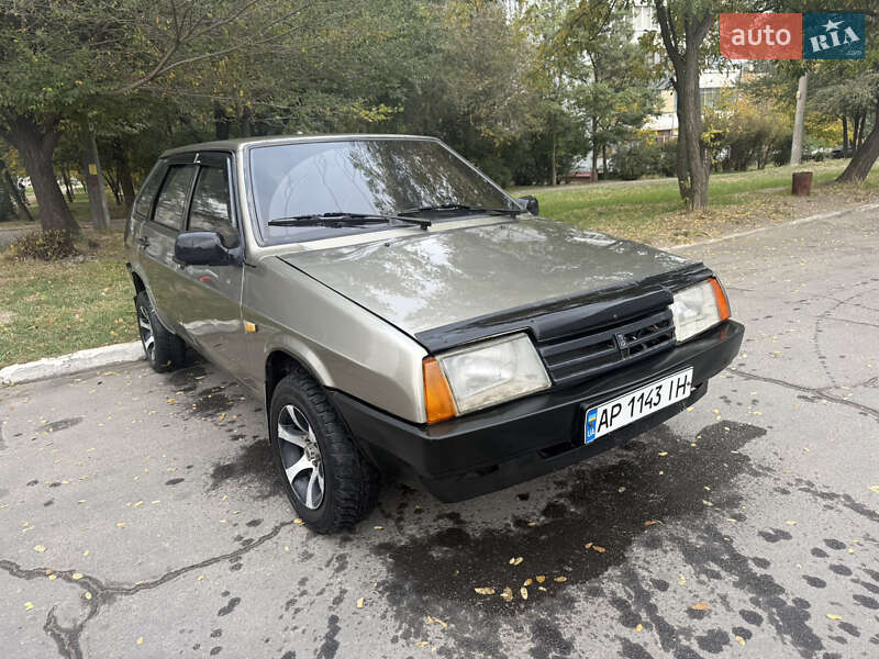 Хэтчбек ВАЗ 2109 2002 в 