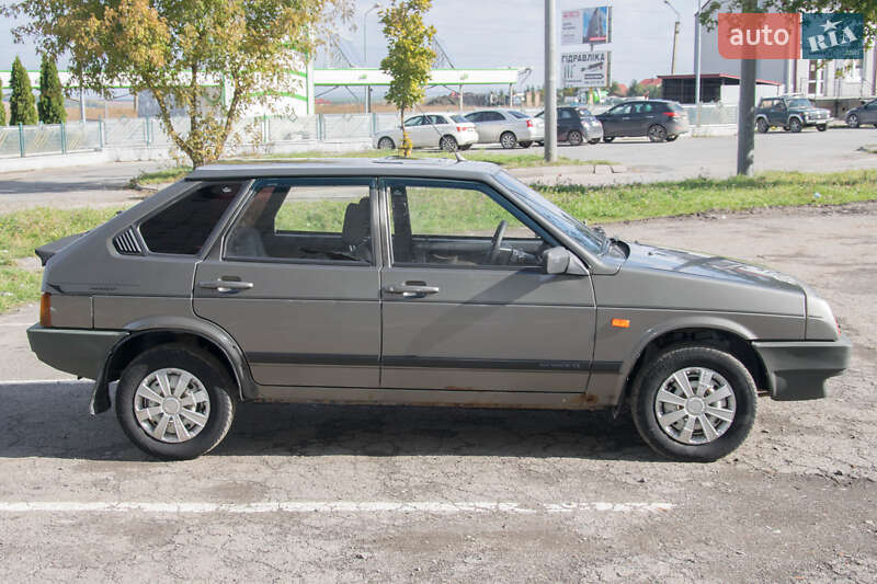 Хэтчбек ВАЗ / Lada 2109 1991 в Тернополе