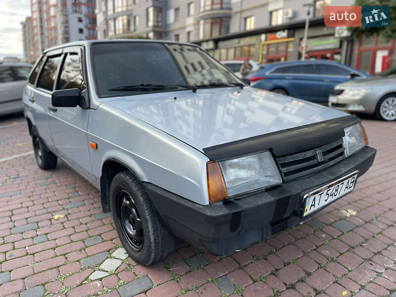ВАЗ / Lada 2109 2005