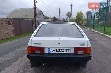 Хэтчбек ВАЗ 2109 1992 в 