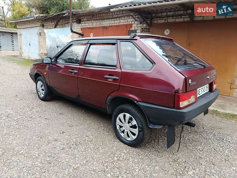 Хэтчбек ВАЗ / Lada 2109 2006 в Кривом Роге