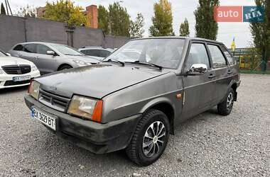 Хэтчбек ВАЗ 2109 1990 в 