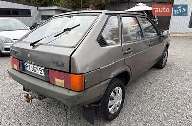 Хэтчбек ВАЗ 2109 1990 в 