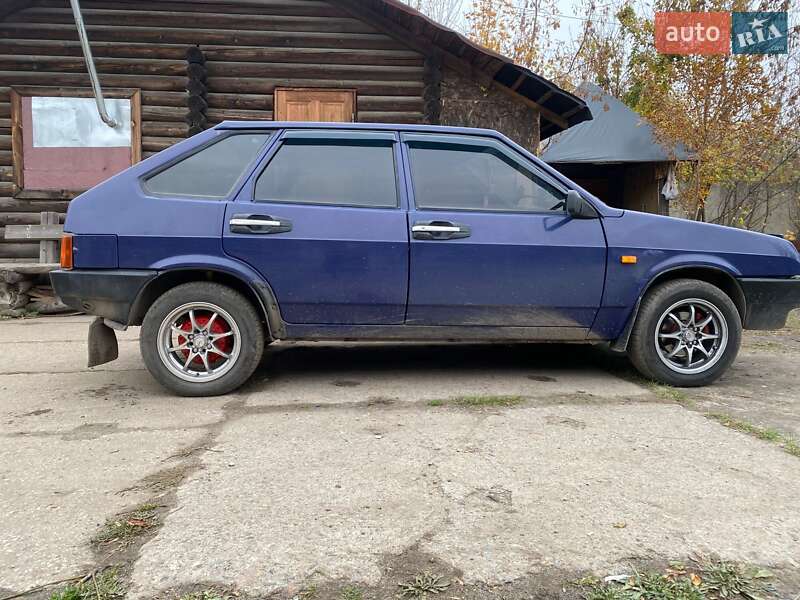 Хетчбек ВАЗ / Lada 2109 2004 в Харкові