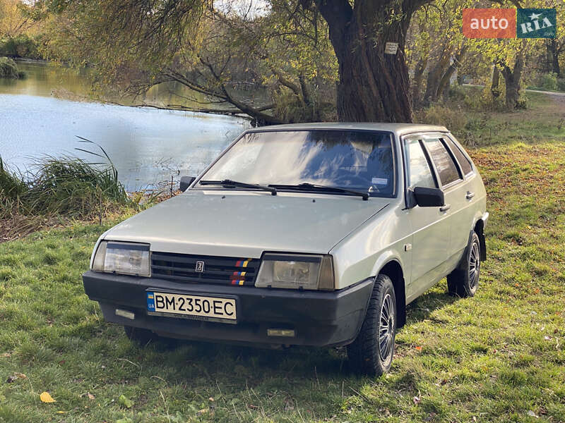 Хэтчбек ВАЗ / Lada 2109 2000 в Конотопе фото Хэтчбек ВАЗ / Lada 2109 2000 в Конотопе