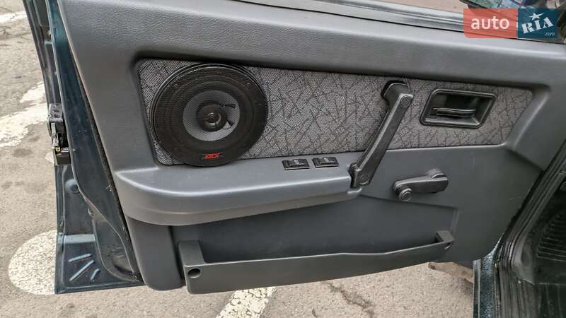 Хэтчбек ВАЗ / Lada 2109 2005 в Днепре