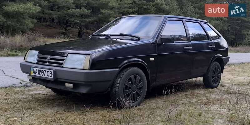 Хэтчбек ВАЗ / Lada 2109 1995 в Кременчуге фото Хэтчбек ВАЗ / Lada 2109 1995 в Кременчуге