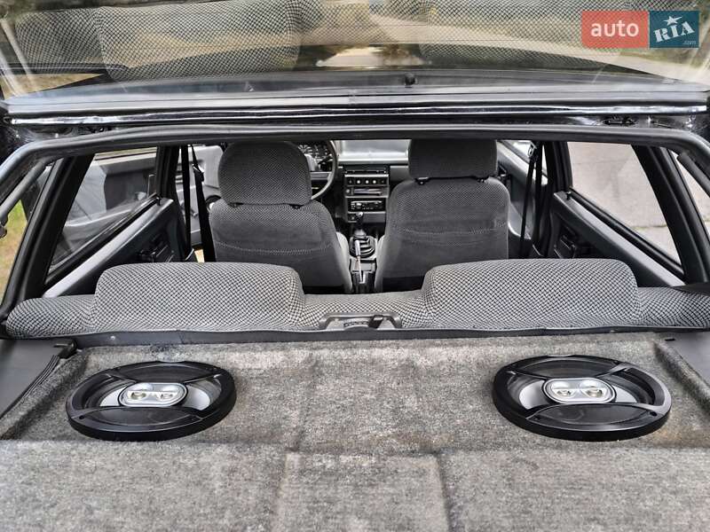 Хэтчбек ВАЗ / Lada 2109 1995 в Кременчуге фото 13 Хэтчбек ВАЗ / Lada 2109 1995 в Кременчуге
