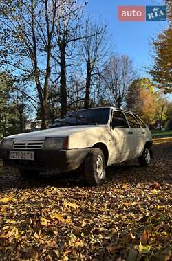 Хетчбек ВАЗ / Lada 2109 1993 в Зборові