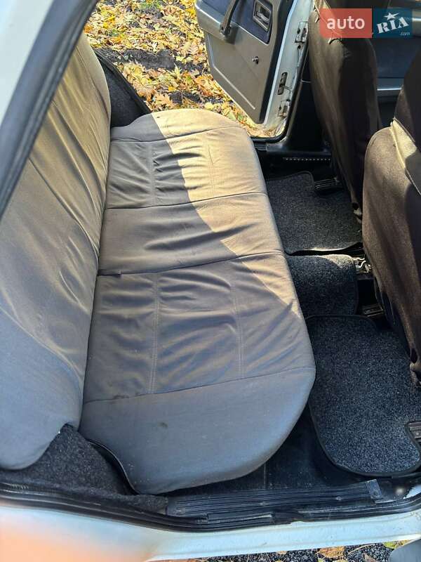 Хэтчбек ВАЗ / Lada 2109 1993 в Зборове фото 13 Хэтчбек ВАЗ / Lada 2109 1993 в Зборове