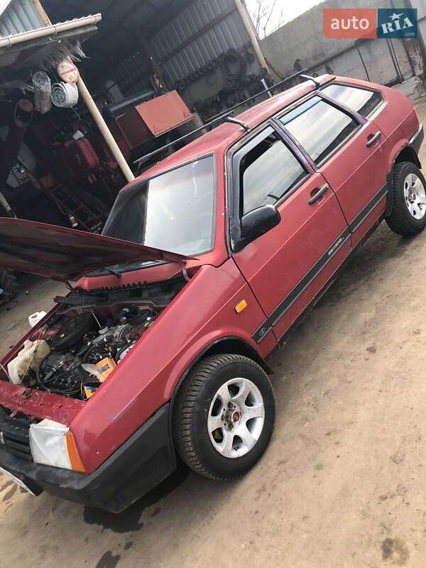 Хетчбек ВАЗ / Lada 2109 1995 в Миколаєві фото 2 Хетчбек ВАЗ / Lada 2109 1995 в Миколаєві