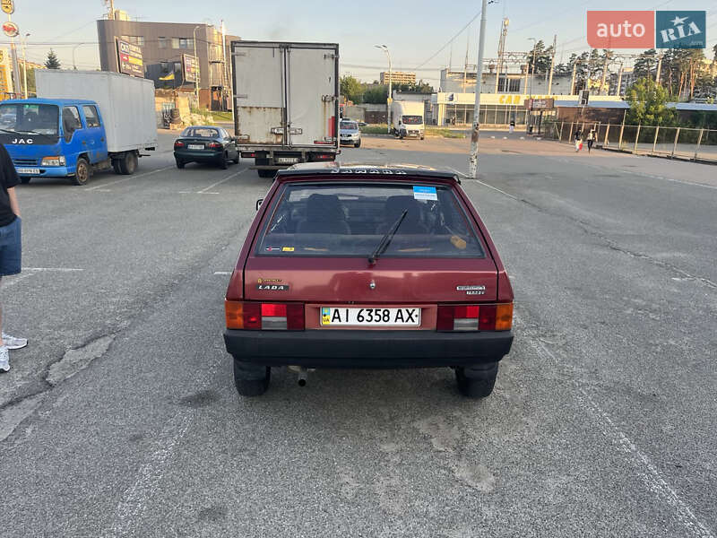 Хетчбек ВАЗ / Lada 2109 1991 в Києві фото 4 Хетчбек ВАЗ / Lada 2109 1991 в Києві