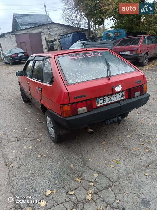 Хэтчбек ВАЗ / Lada 2109 1992 в Мене