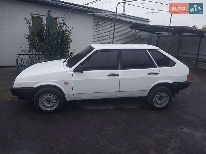 ВАЗ / Lada 2109 1989 ВАЗ / Lada 2109 1989