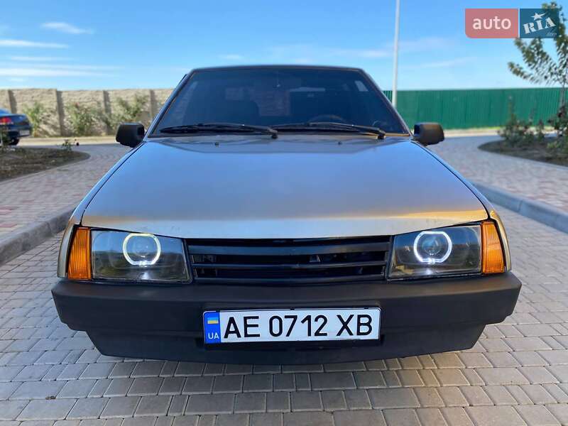 Хетчбек ВАЗ / Lada 2109 2001 в Одесі фото 2 Хетчбек ВАЗ / Lada 2109 2001 в Одесі