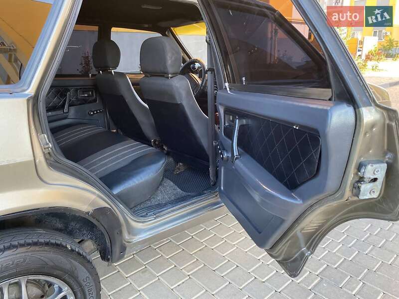 Хетчбек ВАЗ / Lada 2109 2001 в Одесі фото 13 Хетчбек ВАЗ / Lada 2109 2001 в Одесі