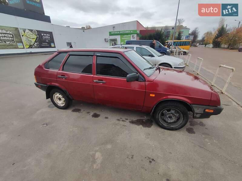 Хэтчбек ВАЗ / Lada 2109 1989 в Шостке фото 5 Хэтчбек ВАЗ / Lada 2109 1989 в Шостке