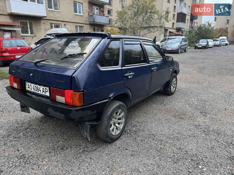 Хэтчбек ВАЗ / Lada 2109 2005 в Виноградове