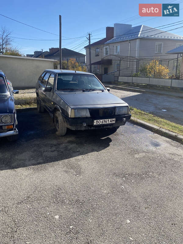 ВАЗ / Lada 2109 1990 ВАЗ / Lada 2109 1990