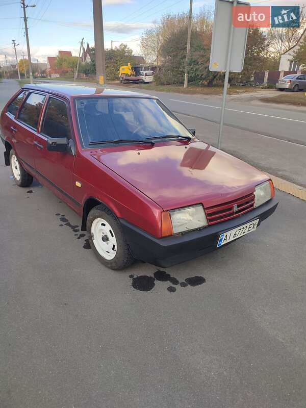 Хэтчбек ВАЗ / Lada 2109 1995 в Переяславе фото 3 Хэтчбек ВАЗ / Lada 2109 1995 в Переяславе