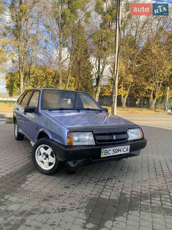 Хетчбек ВАЗ / Lada 2109 1990 в Львові фото 3 Хетчбек ВАЗ / Lada 2109 1990 в Львові