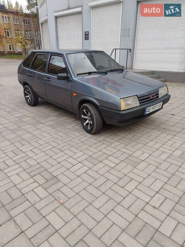 Хэтчбек ВАЗ / Lada 2109 2007 в Кривом Роге фото 4 Хэтчбек ВАЗ / Lada 2109 2007 в Кривом Роге