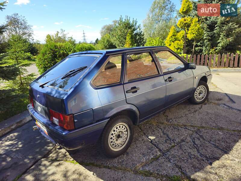 Хэтчбек ВАЗ / Lada 2109 1998 в Новом Роздоле