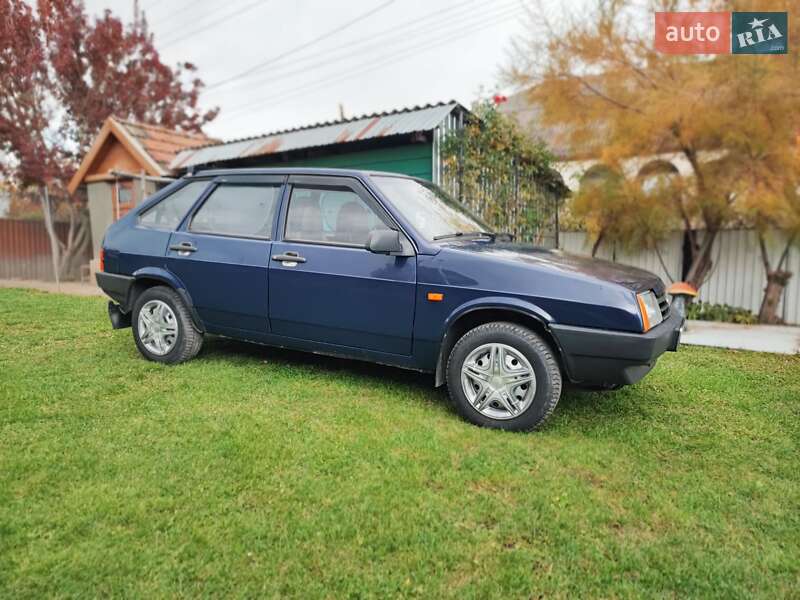Хэтчбек ВАЗ / Lada 2109 2008 в Мамалыге фото 9 Хэтчбек ВАЗ / Lada 2109 2008 в Мамалыге