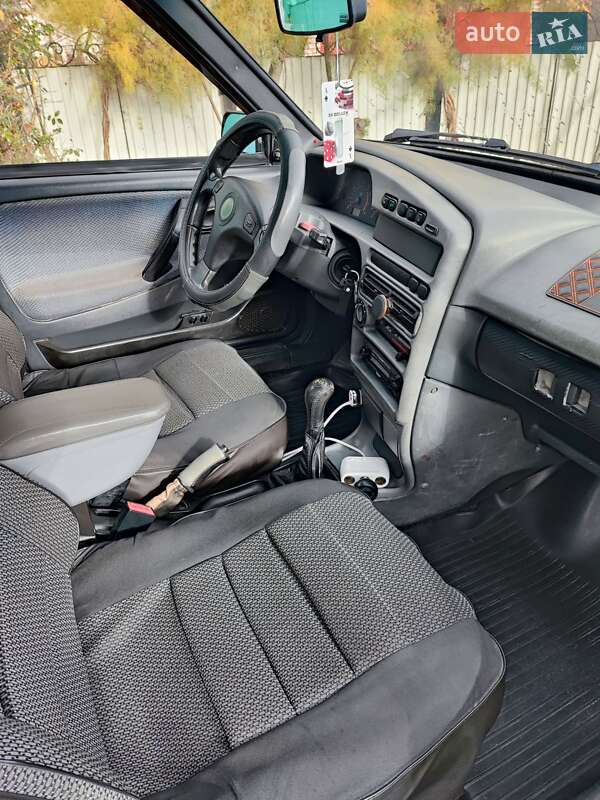 Хэтчбек ВАЗ / Lada 2109 2008 в Мамалыге фото 22 Хэтчбек ВАЗ / Lada 2109 2008 в Мамалыге