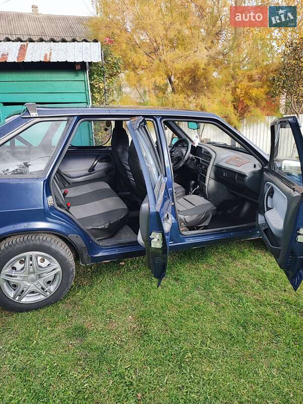 Хэтчбек ВАЗ / Lada 2109 2008 в Мамалыге фото 26 Хэтчбек ВАЗ / Lada 2109 2008 в Мамалыге