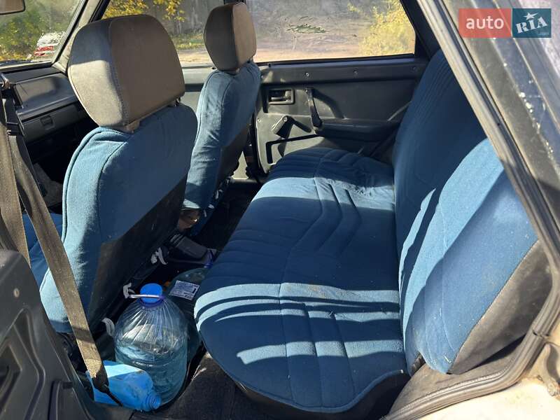 Хэтчбек ВАЗ / Lada 2109 1989 в Запорожье фото 7 Хэтчбек ВАЗ / Lada 2109 1989 в Запорожье