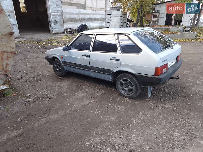 Хетчбек ВАЗ / Lada 2109 2005 в Гайсину