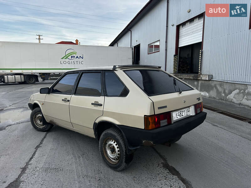 Хетчбек ВАЗ / Lada 2109 1989 в Львові фото 7 Хетчбек ВАЗ / Lada 2109 1989 в Львові