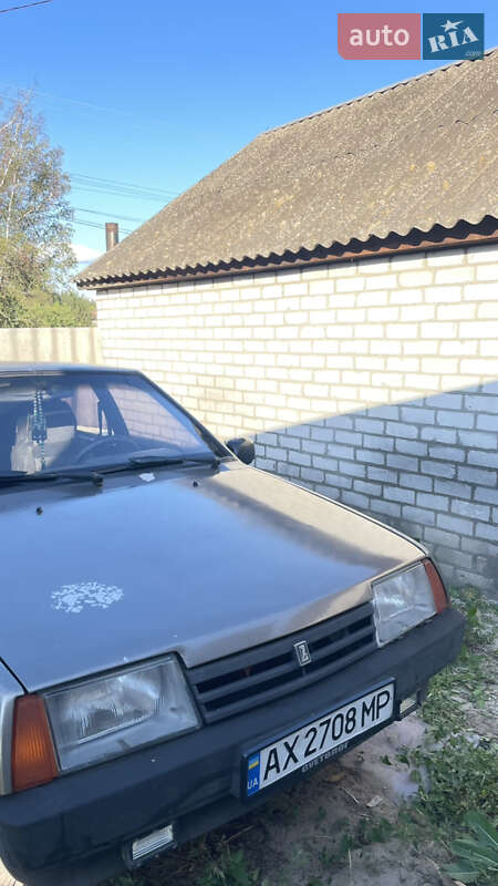 Хетчбек ВАЗ / Lada 2109 2000 в Зміїві фото 6 Хетчбек ВАЗ / Lada 2109 2000 в Зміїві