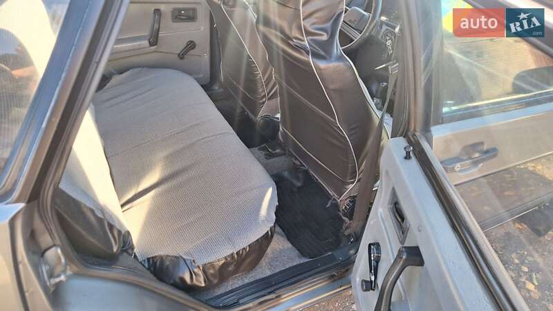 Хэтчбек ВАЗ / Lada 2109 1991 в Смеле фото 11 Хэтчбек ВАЗ / Lada 2109 1991 в Смеле